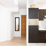 Le Cosy Yourhosthelper