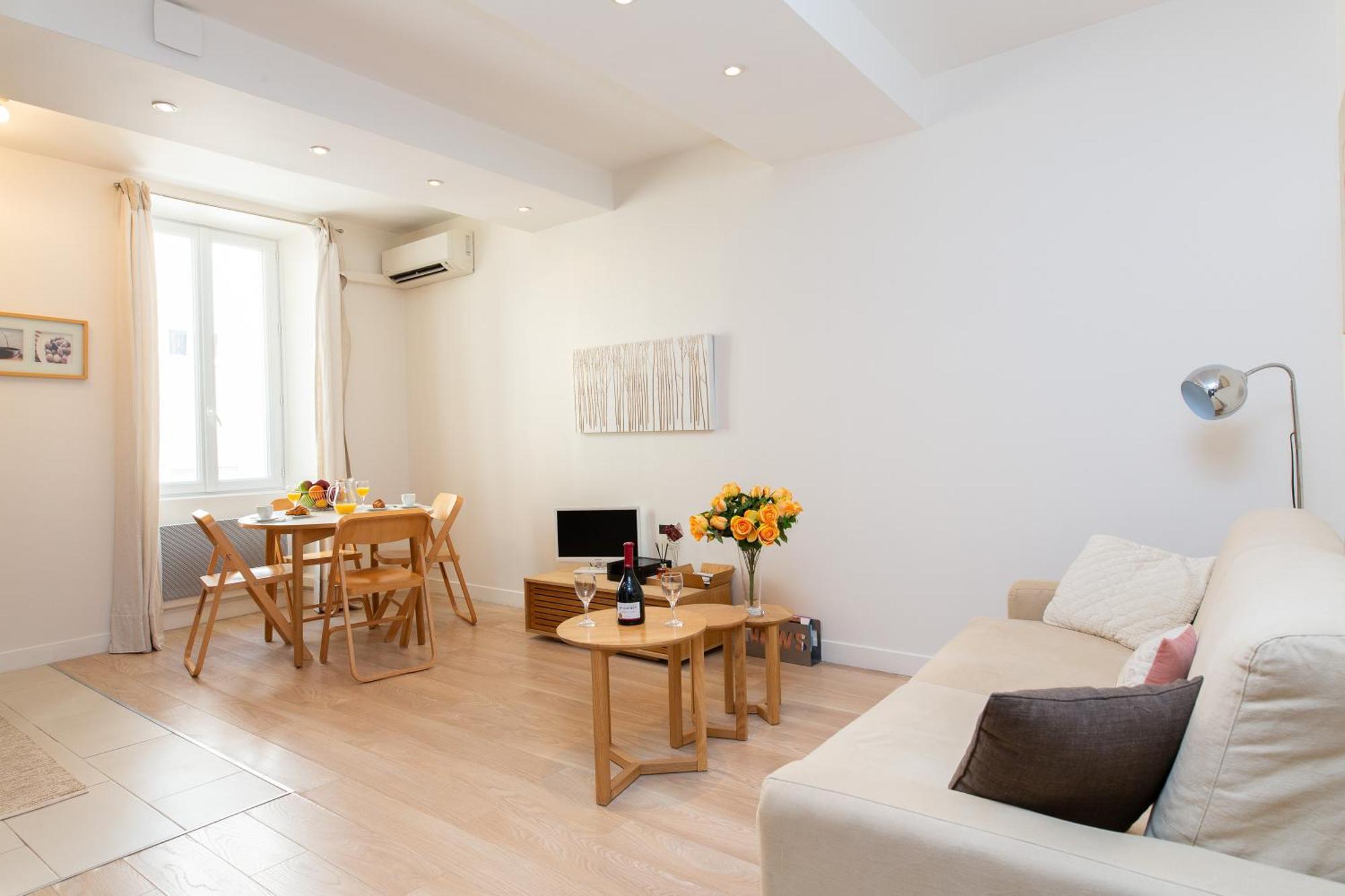 Le Cosy Yourhosthelper * Cannes